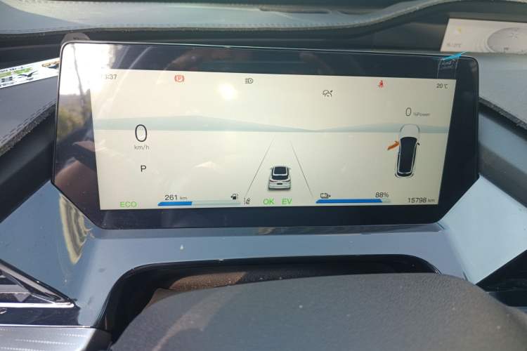 Used CHANGAN OSHAN Z6 New Energy 2023 ZhiDian iDD 150KM Flagship PLUS Smart Parking Edition Instrument Cluster
