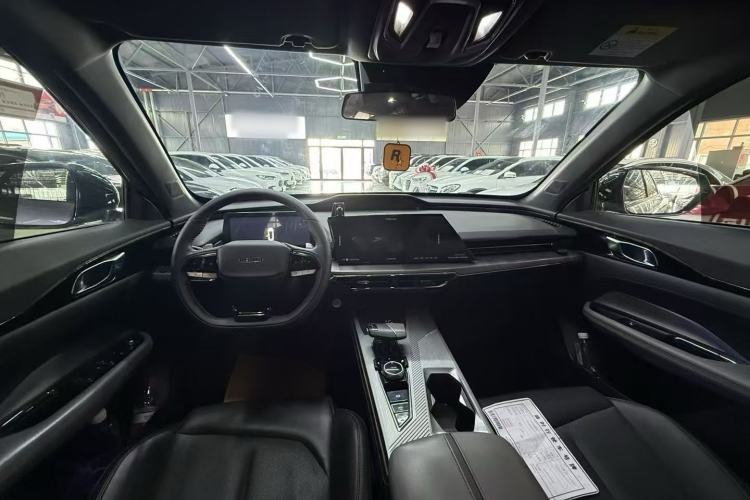 Used CHANGAN OSHAN Z6 New Energy 2023 ZhiDian iDD 150KM Flagship PLUS Interior 1