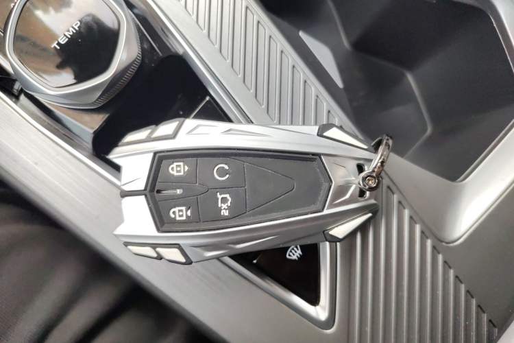 Used CHANGAN OSHAN Z6 New Energy 2023 ZhiDian iDD 150KM Flagship PLUS Interior 1
