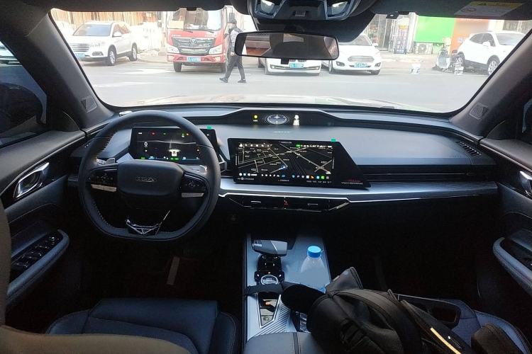 Used CHANGAN OSHAN Z6 New Energy 2023 ZhiDian iDD 150KM Flagship PLUS Interior 2