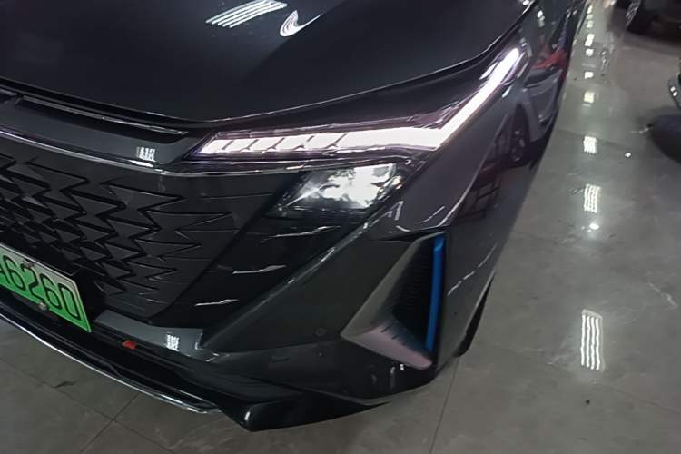 Used CHANGAN OSHAN Z6 New Energy 2023 ZhiDian iDD 150KM Flagship PLUS Left Front Headlight