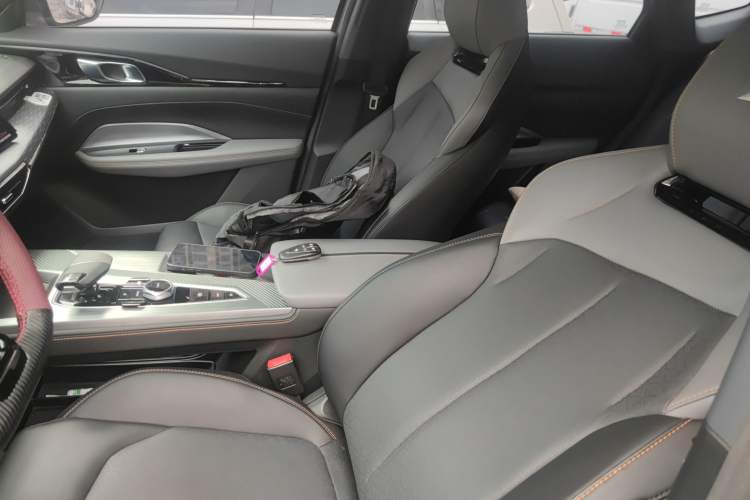 Used CHANGAN OSHAN Z6 New Energy 2023 ZhiDian iDD 150KM Flagship PLUS Left Front Seat