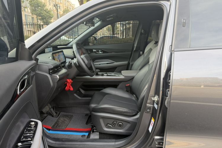 Used CHANGAN OSHAN Z6 New Energy 2023 ZhiDian iDD 150KM Flagship PLUS Left Front Seat