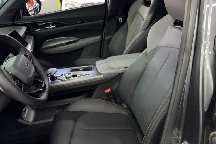 Used CHANGAN OSHAN Z6 New Energy 2023 ZhiDian iDD 150KM Flagship PLUS Left Front Seat