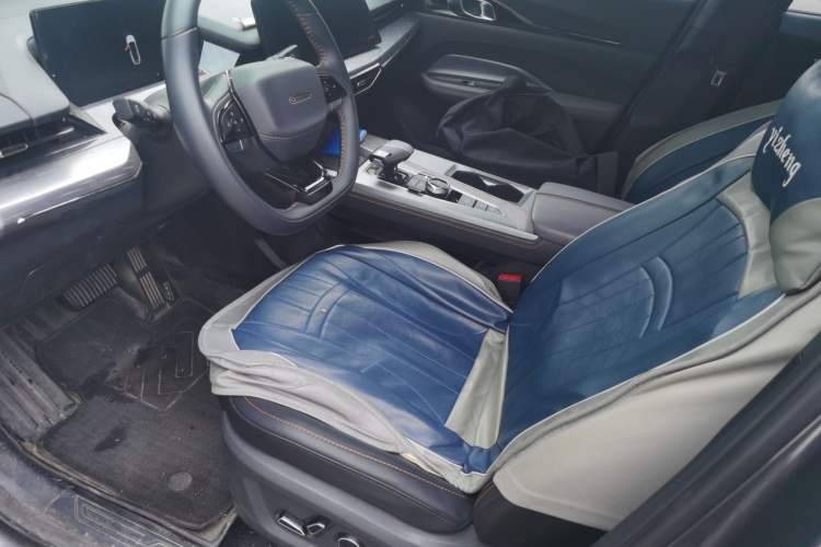 Used CHANGAN OSHAN Z6 New Energy 2023 ZhiDian iDD 150KM Flagship PLUS Left Front Seat