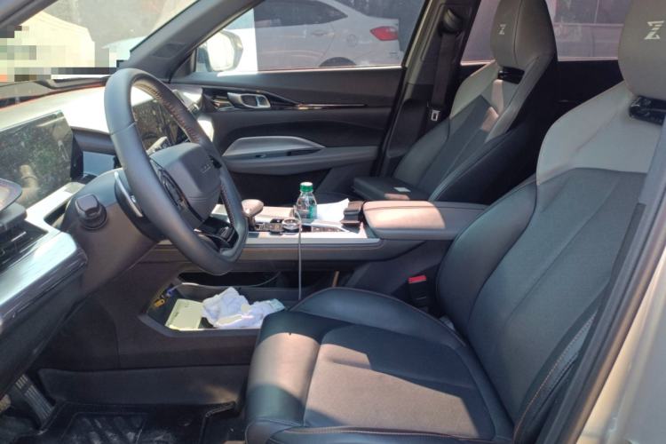 Used CHANGAN OSHAN Z6 New Energy 2023 ZhiDian iDD 150KM Flagship PLUS Left Front Seat