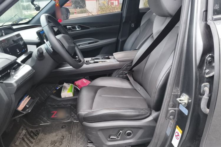 Used CHANGAN OSHAN Z6 New Energy 2023 ZhiDian iDD 150KM Flagship PLUS Left Front Seat