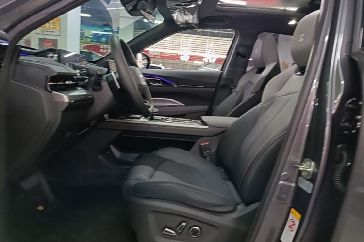 Used CHANGAN OSHAN Z6 New Energy 2023 ZhiDian iDD 150KM Flagship PLUS Left Front Seat