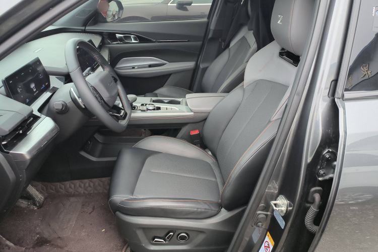 Used CHANGAN OSHAN Z6 New Energy 2023 ZhiDian iDD 150KM Flagship PLUS Smart Parking Edition Left Front Seat