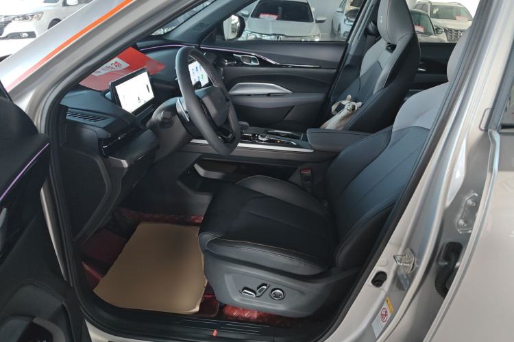 Used CHANGAN OSHAN Z6 New Energy 2023 ZhiDian iDD 150KM Flagship PLUS Smart Parking Edition Left Front Seat