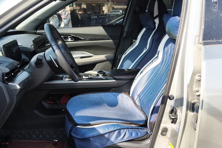 Used CHANGAN OSHAN Z6 New Energy 2023 ZhiDian iDD 150KM Flagship PLUS Left Front Seat