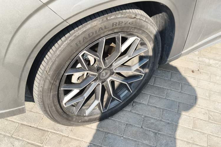 Used CHANGAN OSHAN Z6 New Energy 2023 ZhiDian iDD 150KM Flagship PLUS Left Front Wheel Hub