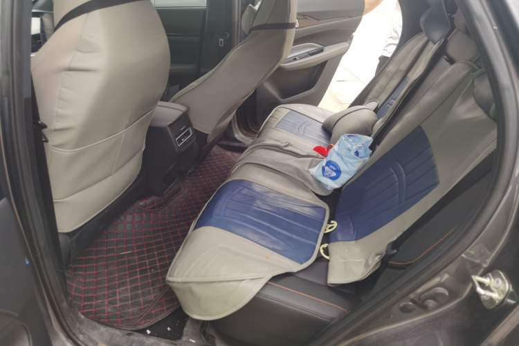 Used CHANGAN OSHAN Z6 New Energy 2023 ZhiDian iDD 150KM Flagship PLUS Left Rear Seat