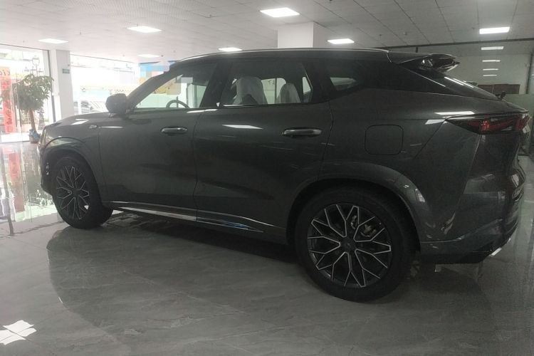 Used CHANGAN OSHAN Z6 New Energy 2023 ZhiDian iDD 150KM Flagship PLUS Smart Parking Edition Left Side