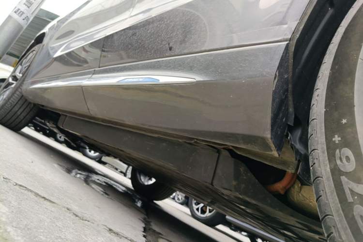 Used CHANGAN OSHAN Z6 New Energy 2023 ZhiDian iDD 150KM Flagship PLUS Left Side Sill