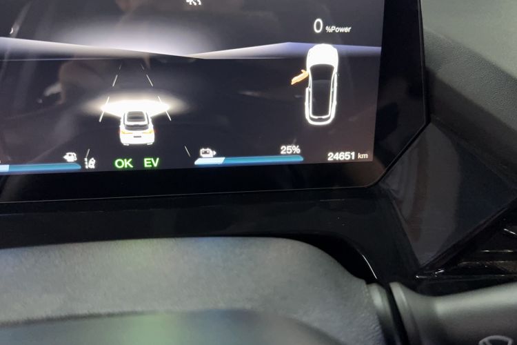 Used CHANGAN OSHAN Z6 New Energy 2023 ZhiDian iDD 150KM Flagship PLUS Odometer Close Up