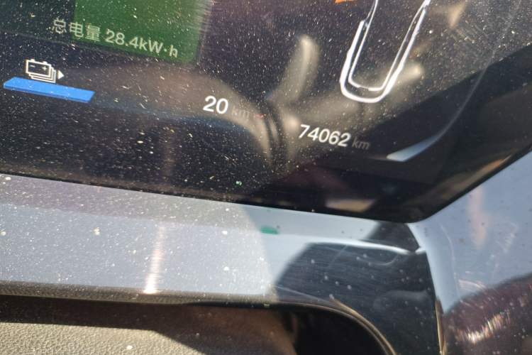 Used CHANGAN OSHAN Z6 New Energy 2023 ZhiDian iDD 150KM Flagship PLUS Odometer Close Up