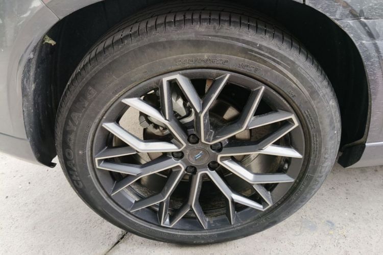 Used CHANGAN OSHAN Z6 New Energy 2023 ZhiDian iDD 150KM Flagship PLUS Right Rear Wheel Hub