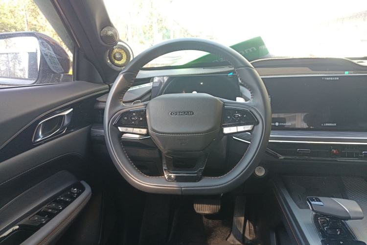 Used CHANGAN OSHAN Z6 New Energy 2023 ZhiDian iDD 150KM Flagship PLUS Smart Parking Edition Steering Wheel