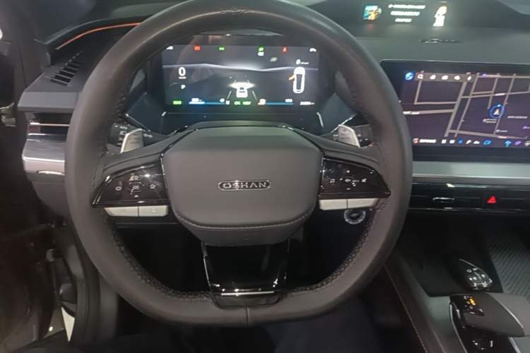 Used CHANGAN OSHAN Z6 New Energy 2023 ZhiDian iDD 150KM Flagship PLUS Steering Wheel
