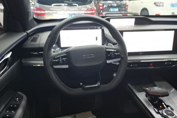 Used CHANGAN OSHAN Z6 New Energy 2023 ZhiDian iDD 150KM Flagship PLUS Smart Parking Edition Steering Wheel