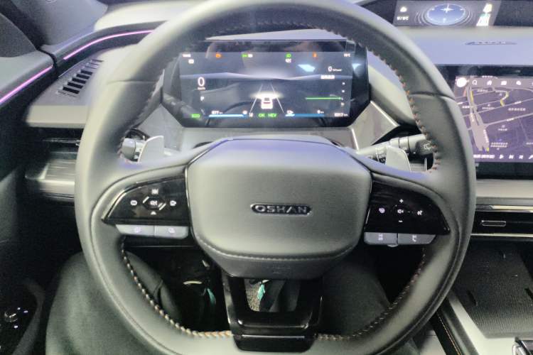 Used CHANGAN OSHAN Z6 New Energy 2023 ZhiDian iDD 150KM Flagship PLUS Smart Parking Edition Steering Wheel