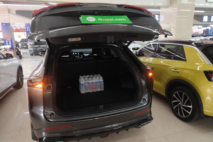Used CHANGAN OSHAN Z6 New Energy 2023 ZhiDian iDD 150KM Flagship PLUS Smart Parking Edition Trunk