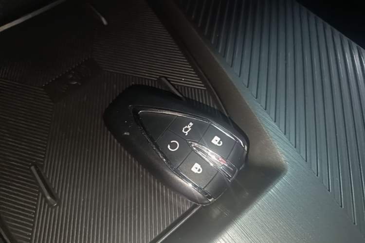 Used CHANGAN OSHAN Z6 New Energy 2023 ZhiDian iDD 150KM Flagship PLUS Vehicle Key