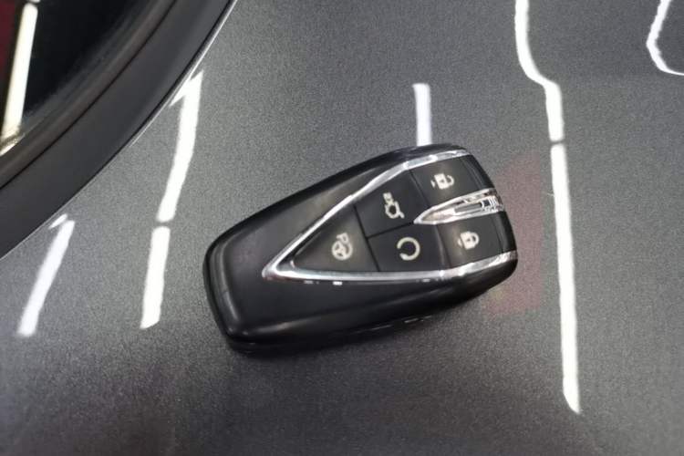 Used CHANGAN OSHAN Z6 New Energy 2023 ZhiDian iDD 150KM Flagship PLUS Smart Parking Edition Vehicle Key