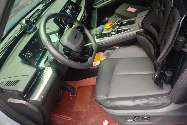 Used CHANGAN OSHAN Z6 New Energy 2023 ZhiDian iDD 150KM Flagship PLUS Left Front Seat