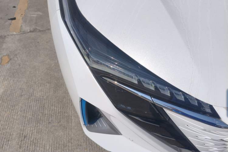 Used CHANGAN OSHAN Z6 New Energy 2023 ZhiDian iDD 150KM Flagship PLUS Right Front Headlight