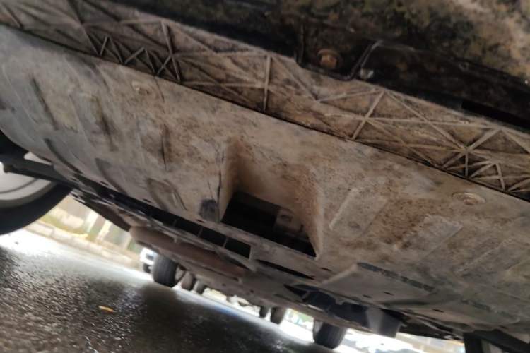Used CHANGAN OSHAN Z6 New Energy 2023 ZhiDian iDD 150KM Flagship Model Chassis Front