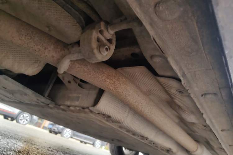 Used CHANGAN OSHAN Z6 New Energy 2023 ZhiDian iDD 150KM Flagship Model Chassis Rear Right
