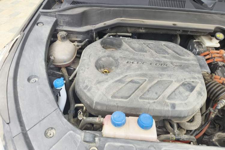 Used CHANGAN OSHAN Z6 New Energy 2023 ZhiDian iDD 150KM Flagship PLUS Engine Bay Right