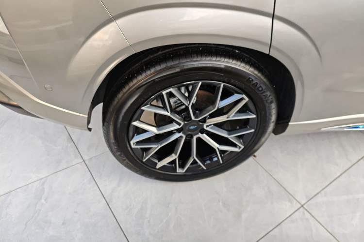 Used CHANGAN OSHAN Z6 New Energy 2023 ZhiDian iDD 150KM Flagship PLUS Smart Parking Edition Exterior 4