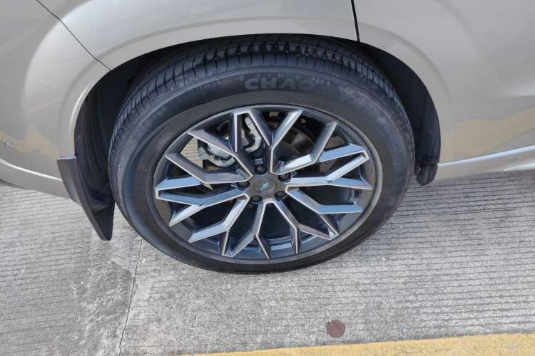 Used CHANGAN OSHAN Z6 New Energy 2023 ZhiDian iDD 150KM Flagship PLUS Smart Parking Edition Exterior 8
