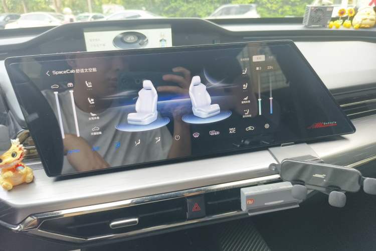 Used CHANGAN OSHAN Z6 New Energy 2023 ZhiDian iDD 150KM Flagship PLUS Gear Lever