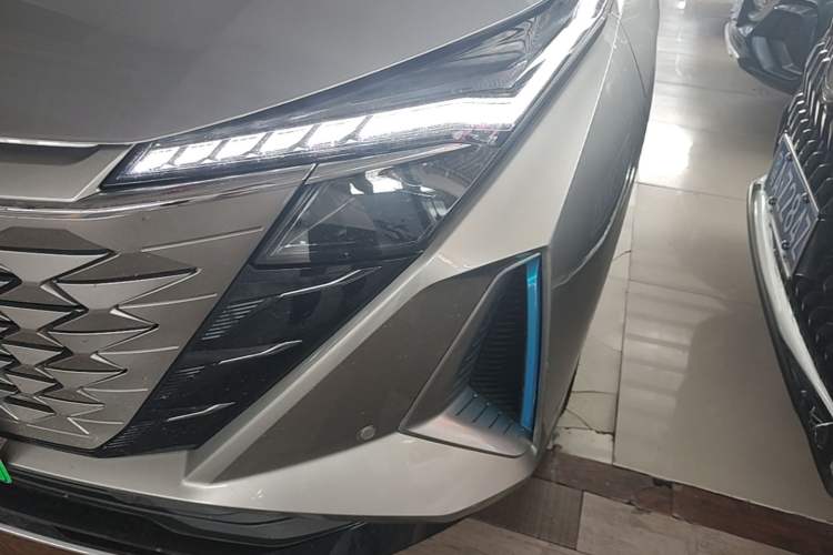 Used CHANGAN OSHAN Z6 New Energy 2023 ZhiDian iDD 150KM Flagship PLUS Left Front Headlight