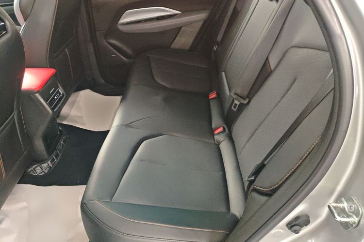 Used CHANGAN OSHAN Z6 New Energy 2023 ZhiDian iDD 150KM Flagship PLUS Smart Parking Edition Left Rear Seat