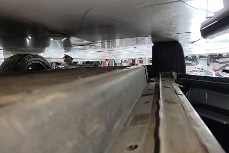 Used CHANGAN OSHAN Z6 New Energy 2023 ZhiDian iDD 150KM Flagship PLUS Left Side Sill