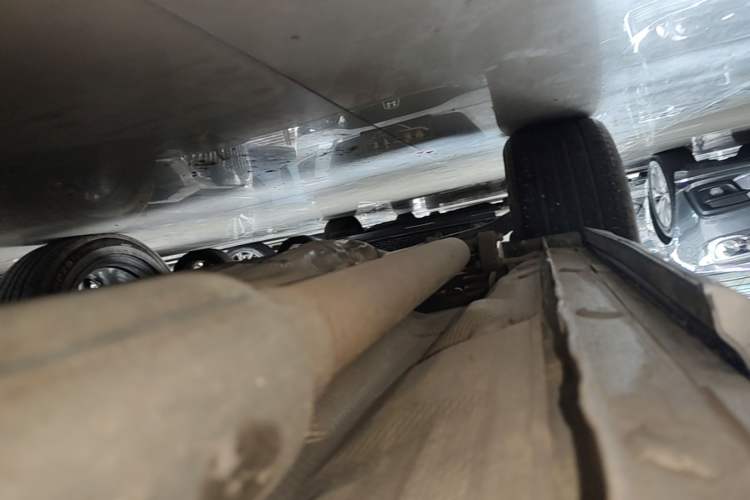 Used CHANGAN OSHAN Z6 New Energy 2023 ZhiDian iDD 150KM Flagship PLUS Right Side Sill