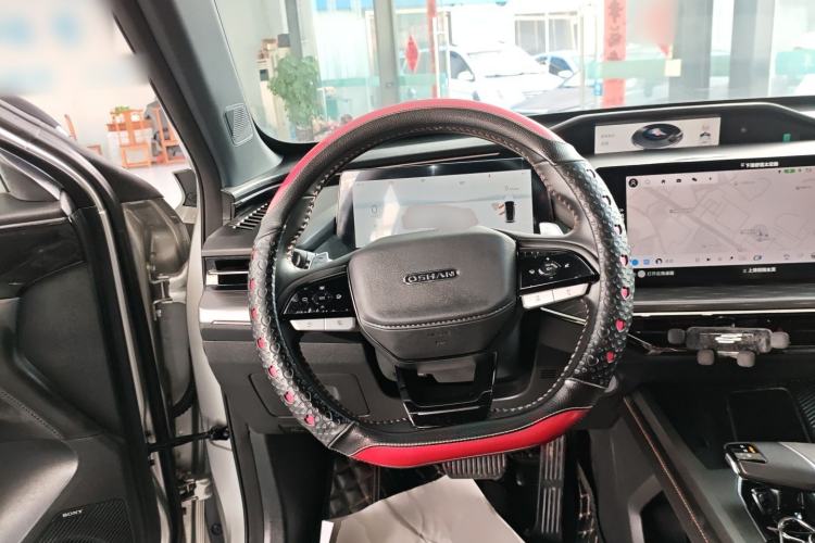 Used CHANGAN OSHAN Z6 New Energy 2023 ZhiDian iDD 150KM Flagship PLUS Smart Parking Edition Steering Wheel
