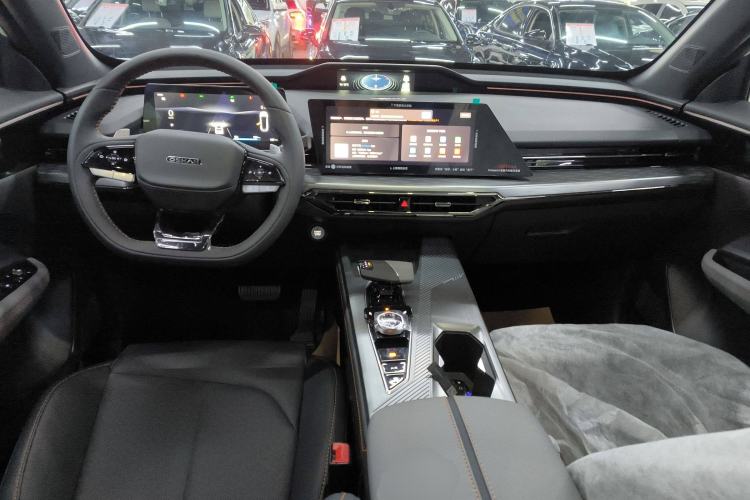 Used CHANGAN OSHAN Z6 New Energy 2023 ZhiDian iDD 150KM Flagship PLUS Center Console