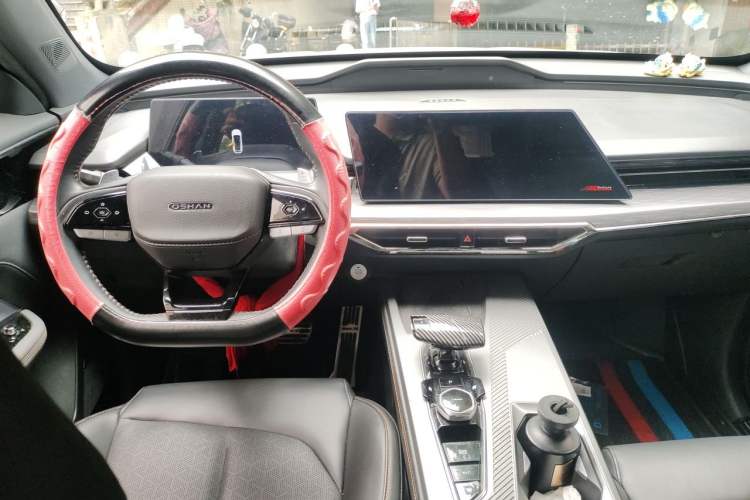 Used CHANGAN OSHAN Z6 New Energy 2023 ZhiDian iDD 150KM Flagship PLUS Center Console