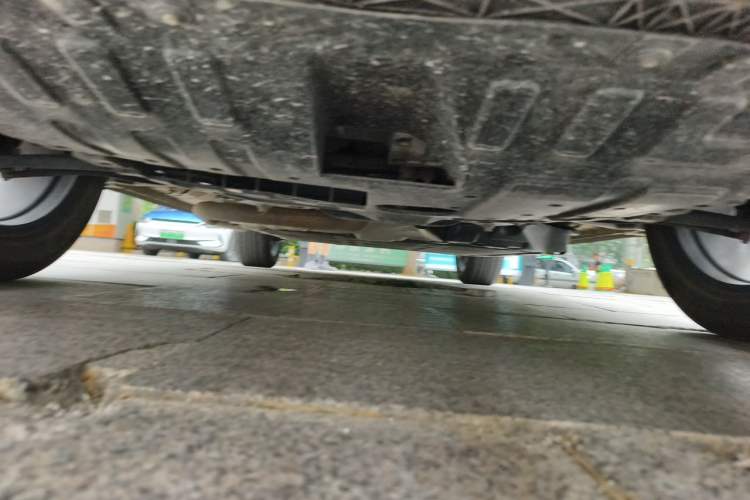 Used CHANGAN OSHAN Z6 New Energy 2023 ZhiDian iDD 150KM Flagship PLUS Smart Parking Edition Chassis Front