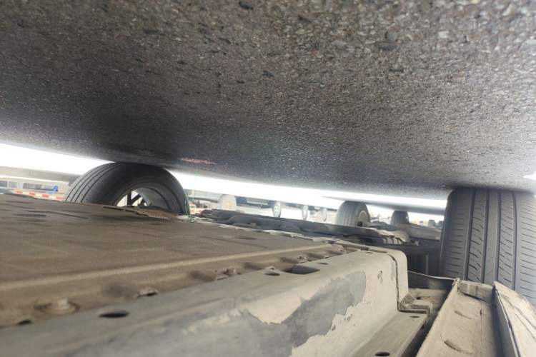 Used CHANGAN OSHAN Z6 New Energy 2023 ZhiDian iDD 150KM Flagship PLUS Chassis Front Left