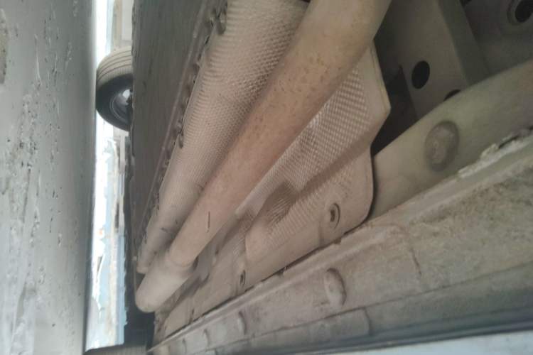 Used CHANGAN OSHAN Z6 New Energy 2023 ZhiDian iDD 150KM Flagship Model Chassis Rear Right