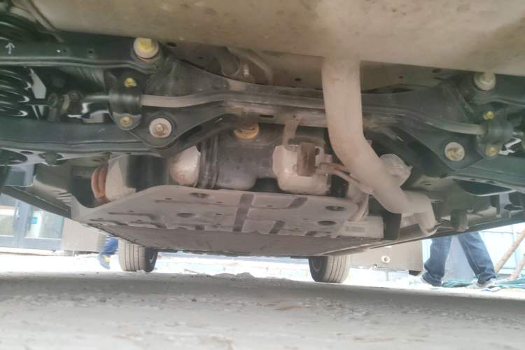 Used CHANGAN OSHAN Z6 New Energy 2023 ZhiDian iDD 150KM Flagship Model Chassis Rear