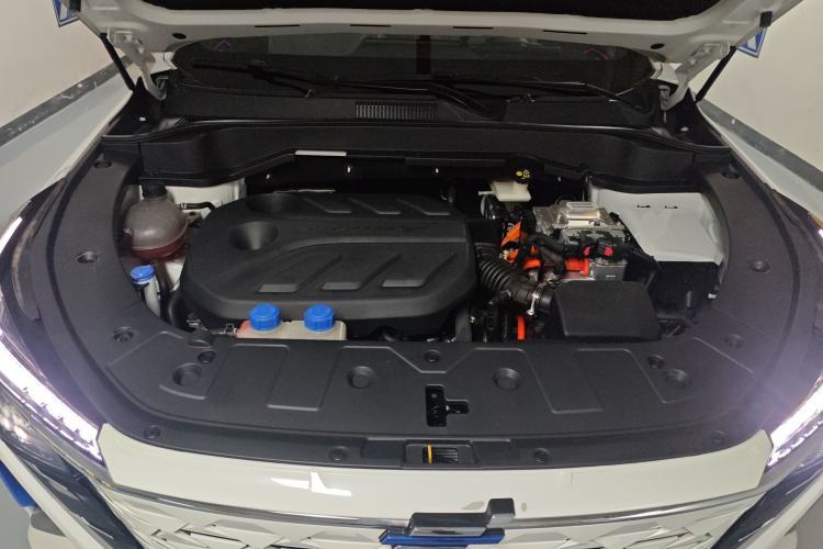 Used CHANGAN OSHAN Z6 New Energy 2023 ZhiDian iDD 150KM Flagship PLUS Smart Parking Edition Engine Bay