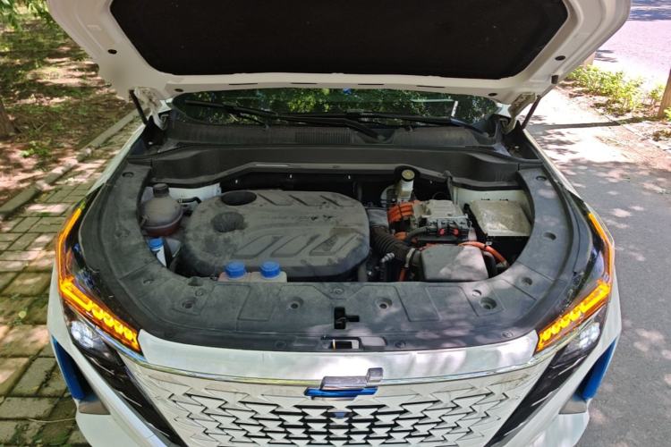 Used CHANGAN OSHAN Z6 New Energy 2023 ZhiDian iDD 150KM Flagship PLUS Engine Bay